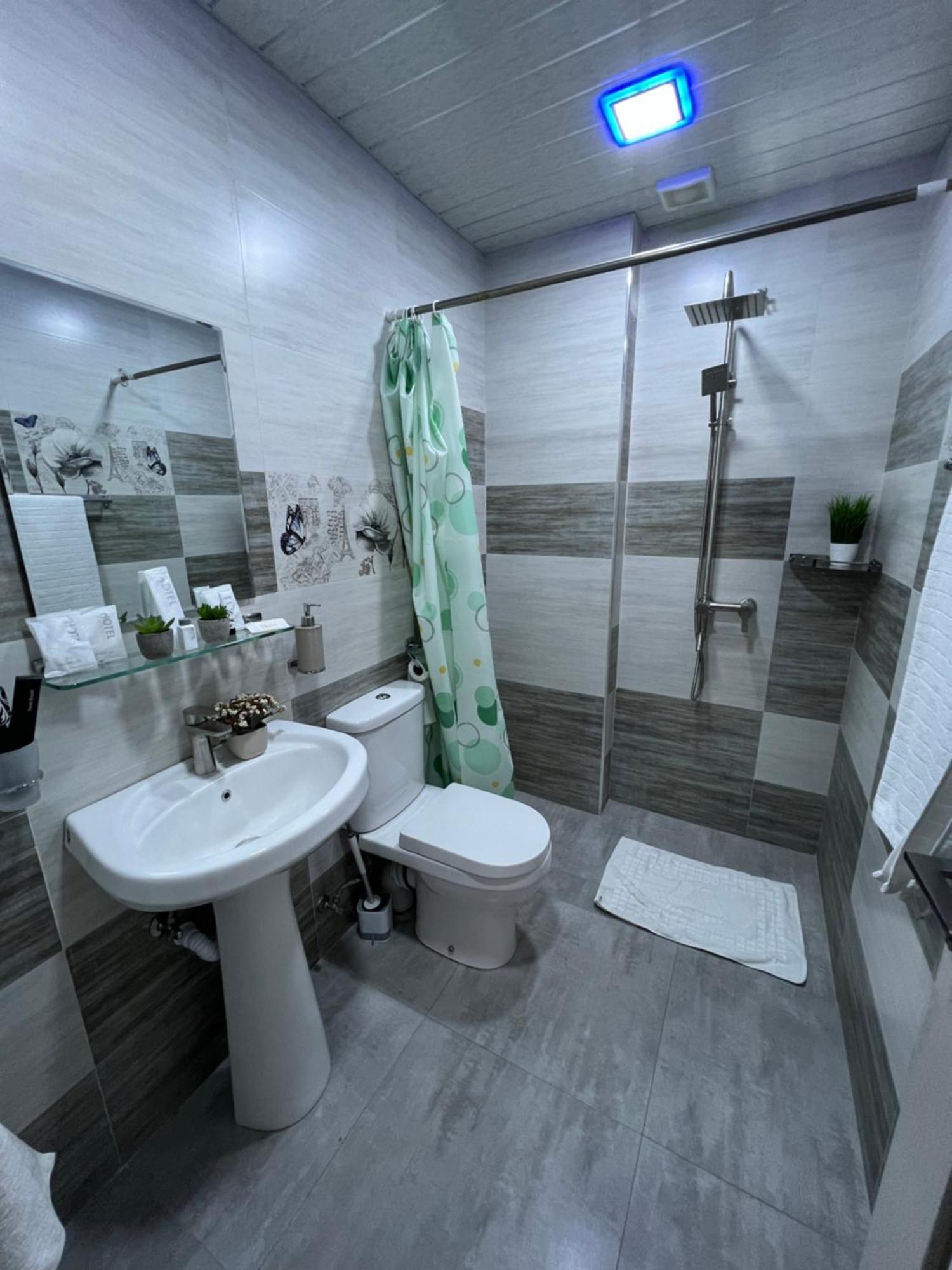 Cosy Apartment With Good Location Self Check In Ереван Экстерьер фото