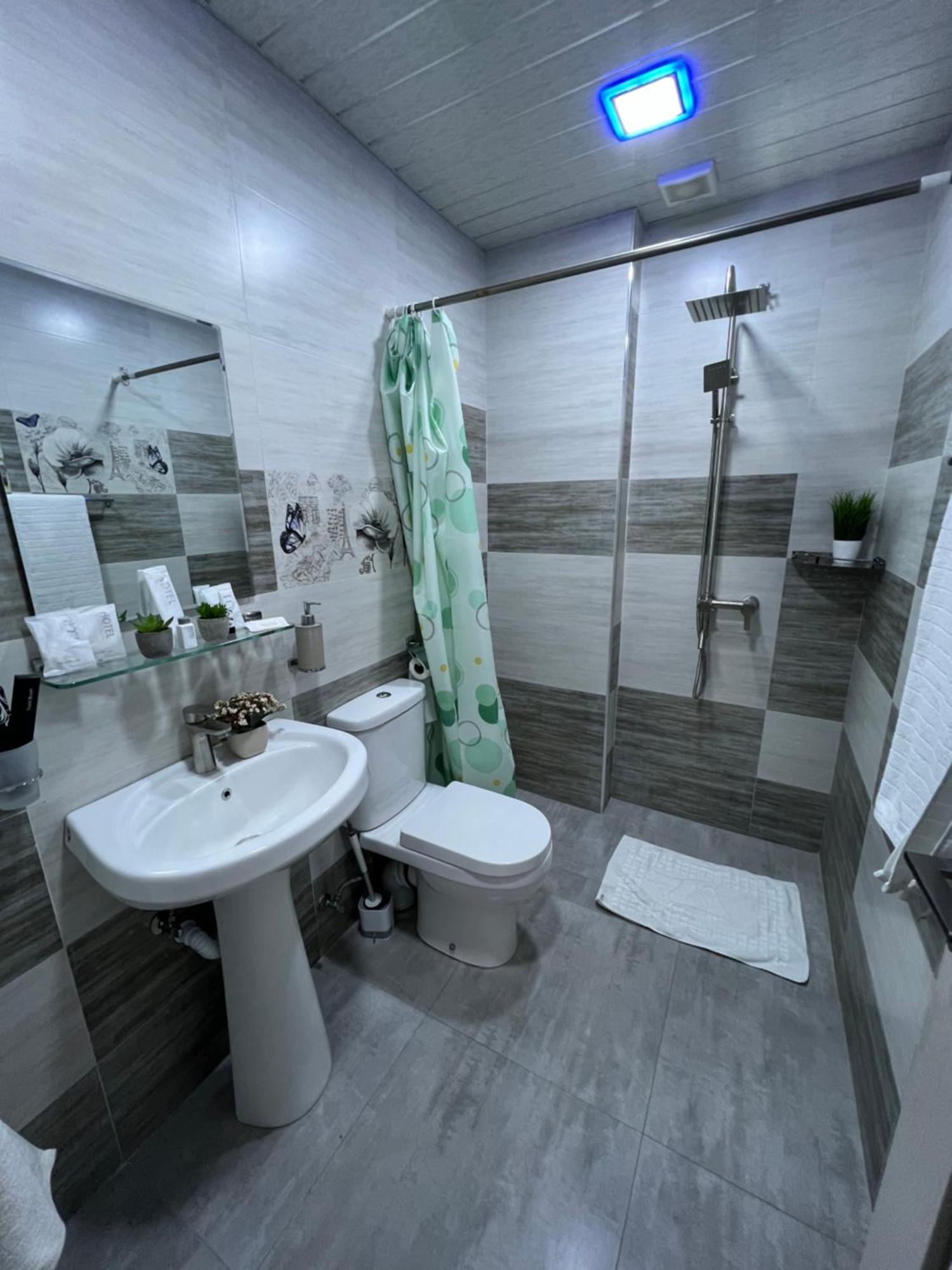 Cosy Apartment With Good Location Self Check In Ереван Экстерьер фото